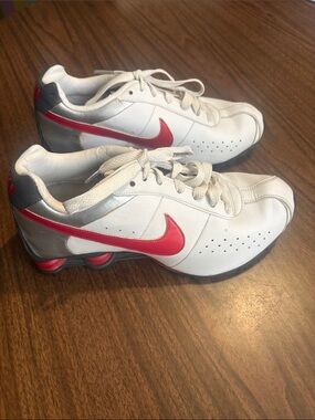 Nike Shox Size 7.5 Classic II White 343907-143 Leather Running Sneakers